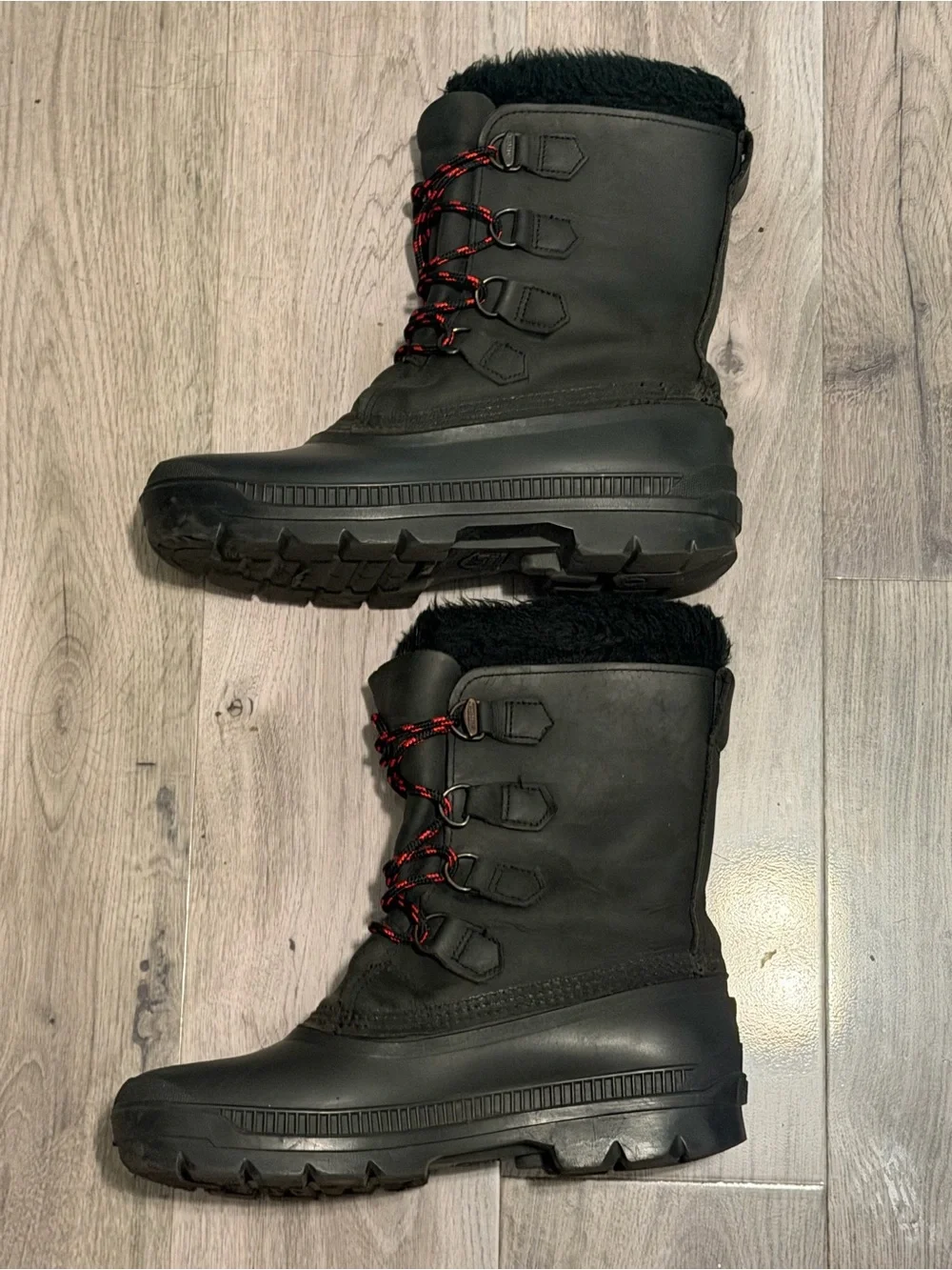 Sorel Women’s Black Caribou Insulated Winter Snow Boots Size 9 US